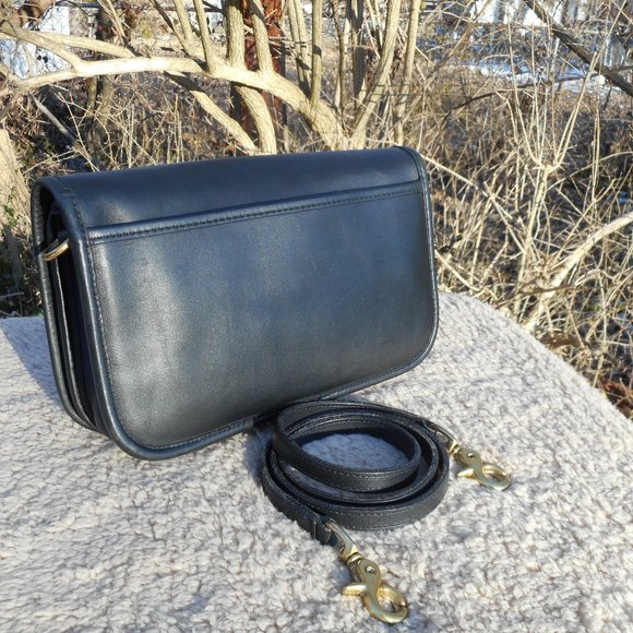 Vintage Coach  Pocket Purse 9755 , in Black made in United States before 1994 - Picture 2 of 10